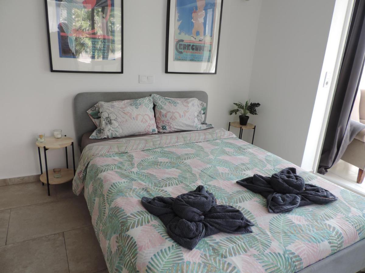 Begonia City Center Apartment 230 By Namaste Elite 토레몰리노스 외부 사진